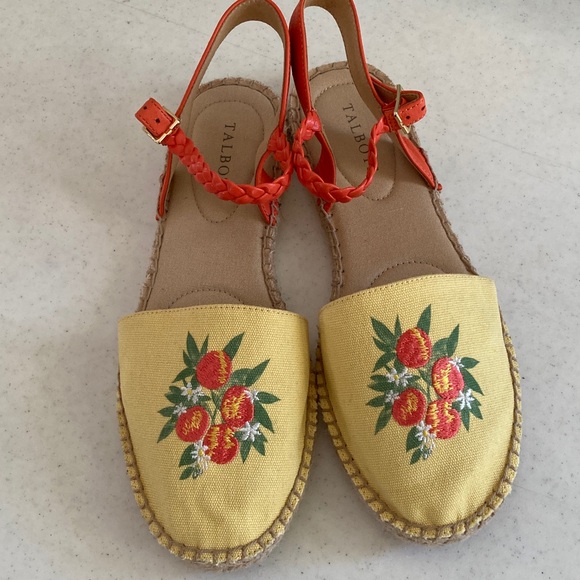 Talbots Shoes - NWOT Talbots Citrus Embroidered Espadrilles